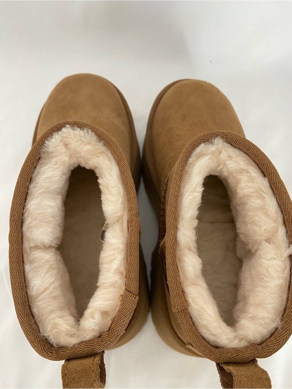 UGG Women's Classic Ultra Mini Platform Suede Booties in Chestnut Size 7 - Picture 7 of 9